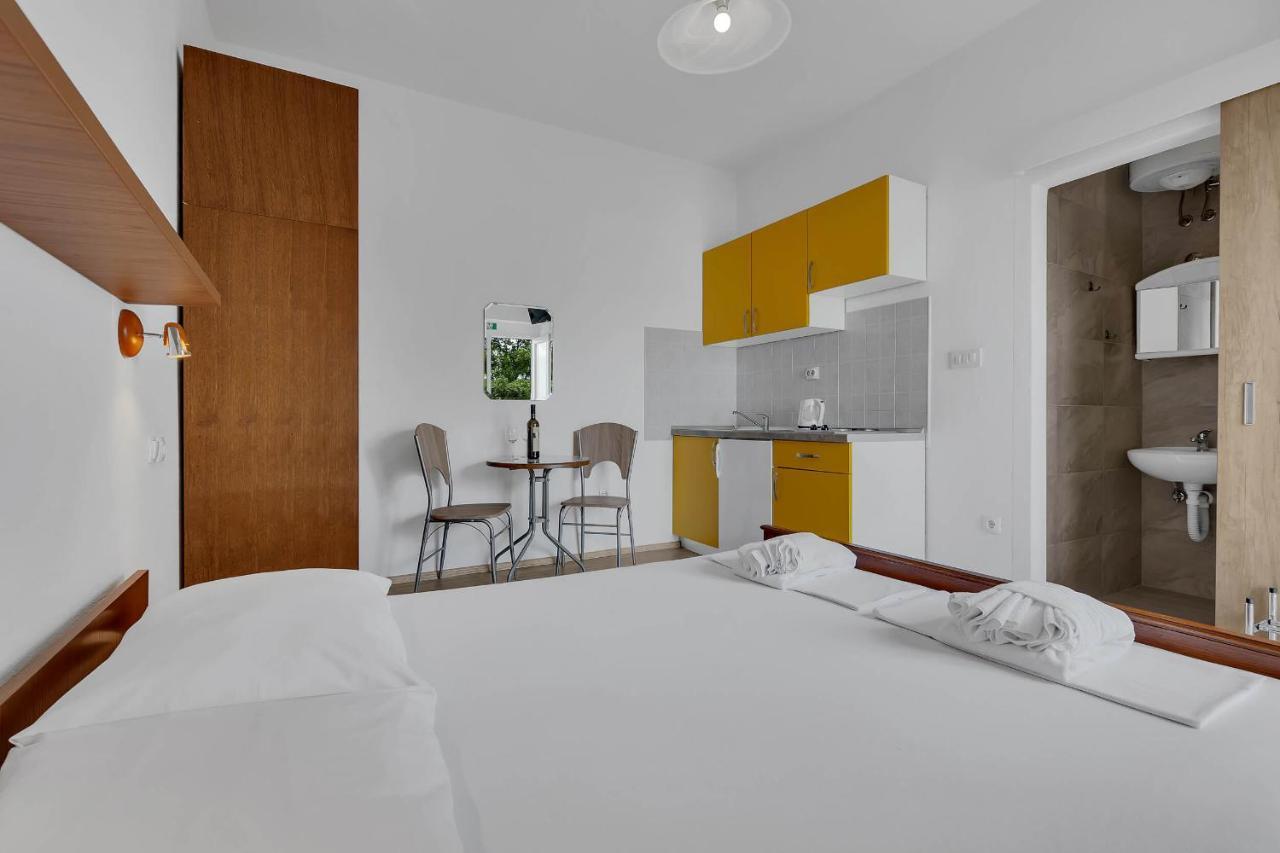 ברלה View Blue Apartments מראה חיצוני תמונה