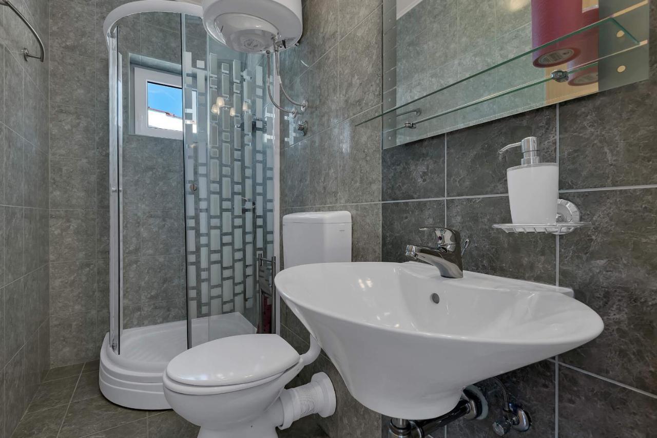 ברלה View Blue Apartments מראה חיצוני תמונה